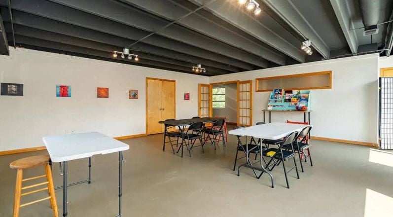 5.0.Lou Coworking Space - 5.0.Lou Co-Working Space
