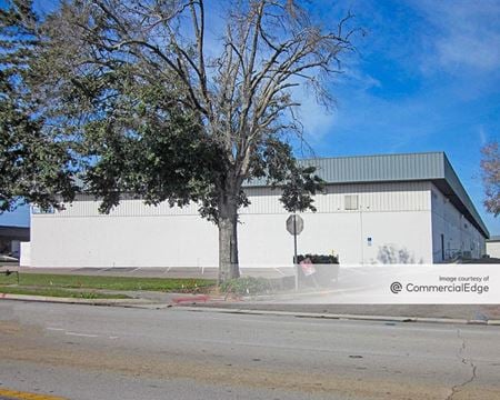 Photo of commercial space at 4102 L.B. McLeod Road in Orlando