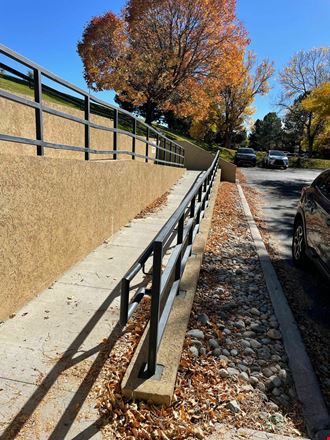 8 W. Dry Creek Circle