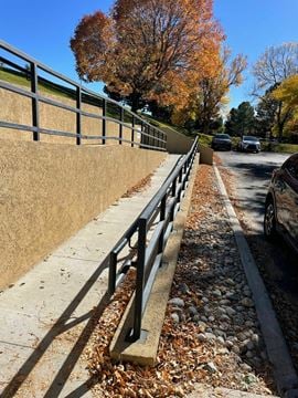 8 W. Dry Creek Circle