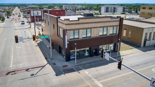 223 E Main Avenue