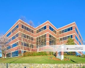 Oracle Campus - 4 Van de Graaff Drive