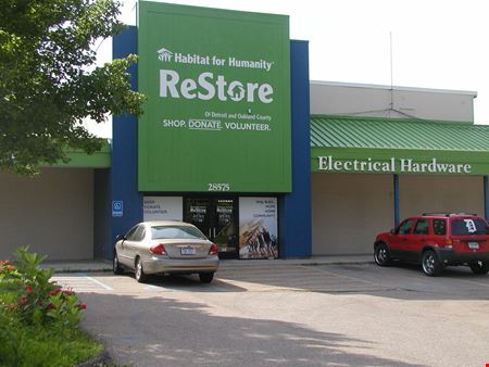 Photo of commercial space at 28575 Grand River Avenue in Farmington Hills