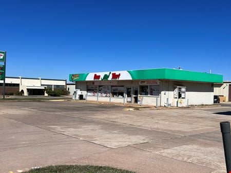 Retail space for Sale at 1920 Atchison Dr in Norman