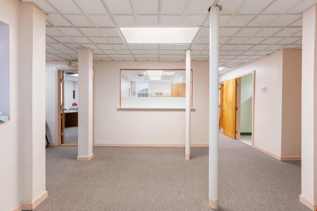 Well-located Medical or Professional Office Space for Lease in Wilmington, MA