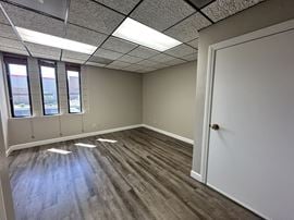4435 - 4455 E Broadway Rd