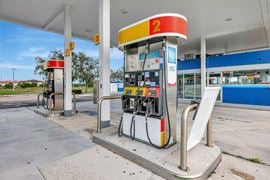 Gas Station & Convivence Store