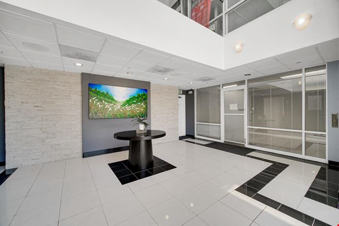 1S443 Summit Ave, Suite 304A, Oakbrook Terrace, IL 60181