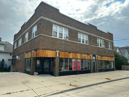 Photo of commercial space at 2721-2723 South Howell Avenue in Milwaukee