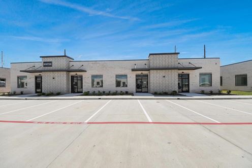 Brand-New Professional Office Condos For Lease at Kingsland Crossing
