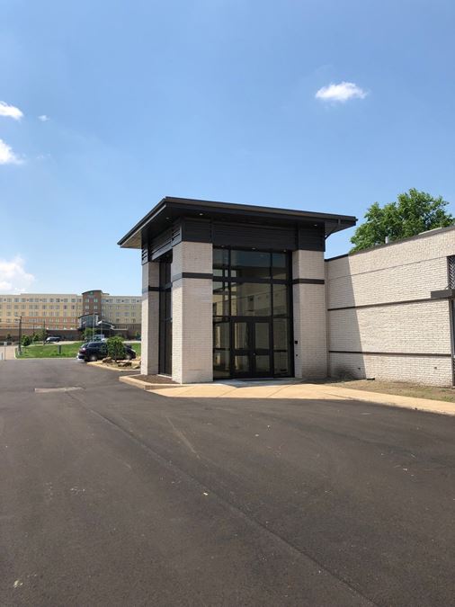 8000 Freedom Campus