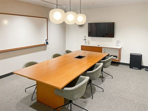 Regus - Dallas - The Crescent