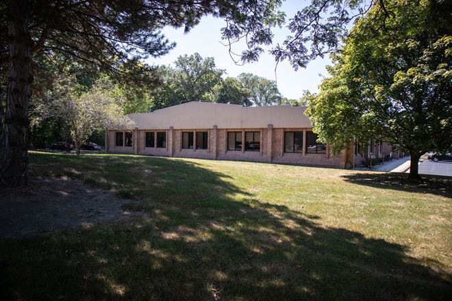 1691 Woodlands Drive