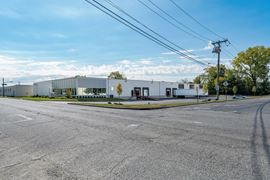 25 Amor Avenue