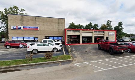 Retail space for Sale at 30 W Clarkston Road in Lake Orion