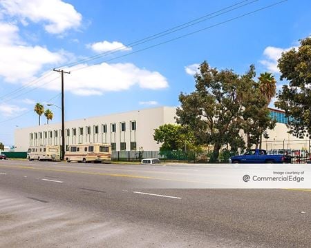 Industrial space for Rent at 13900 South Broadway in Los Angeles