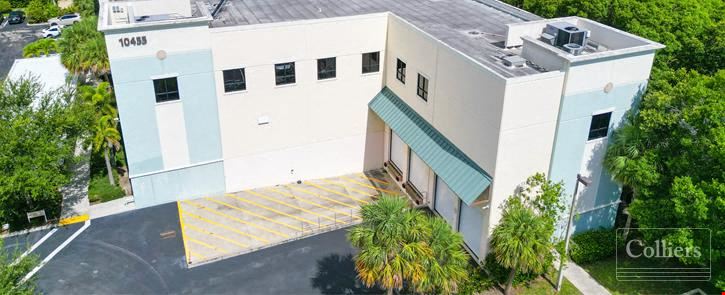 Premier Office/Warehouse Space in Palm Beach Gardens | Fully A/C