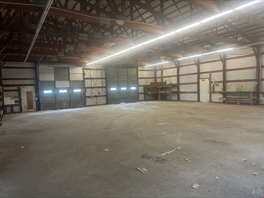 242 Glassmaster Rd