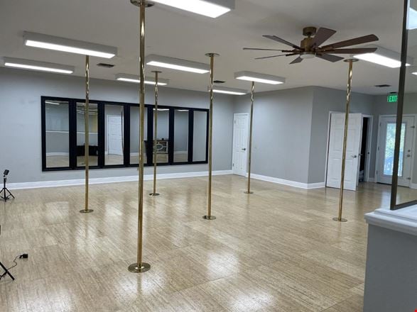 4301 - 4305 Spanish Trail | Legacy Plaza