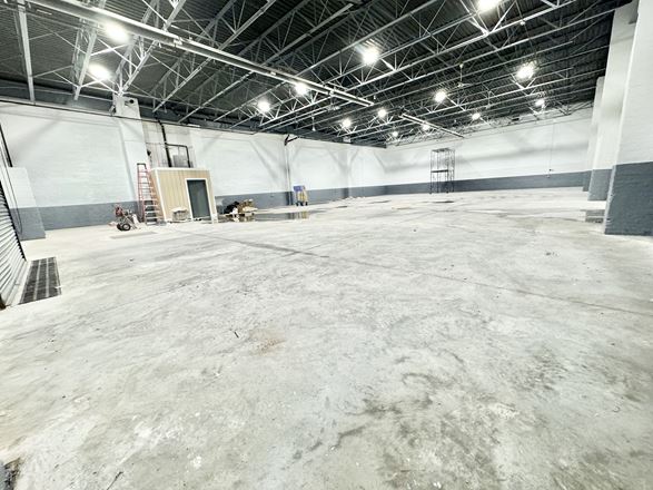 Warehouse for lease in Long Island City - 11,000 sq ft