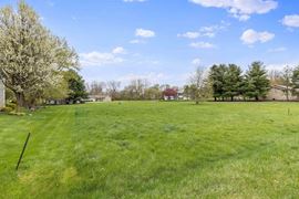 129 Birch Dr SW