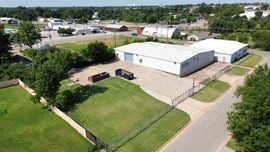 108 SE 24th St
