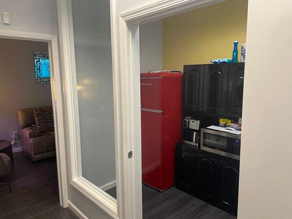 Modern Office Rentals - – Private & Professional
