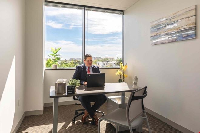 Quest Workspaces - Quest Boca Raton