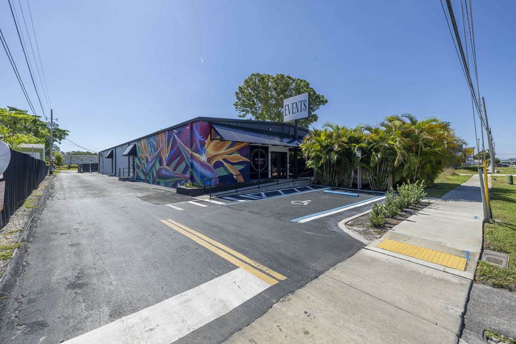 4703 Park St N - Industrial with Outdoor Storage, Flex, Climate Controlled Warehouse