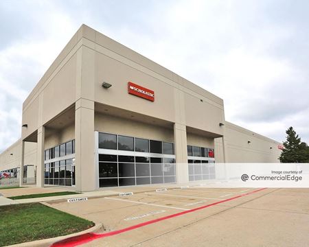 Mayfield Business Center - 3470 South Watson Road & 2500 East Mayfield Road - Arlington