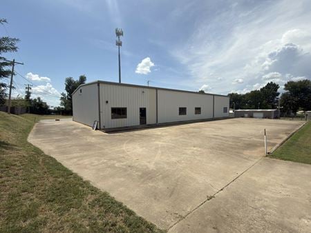 Office space for Rent at 3716 NW 8th St in Oklahoma City