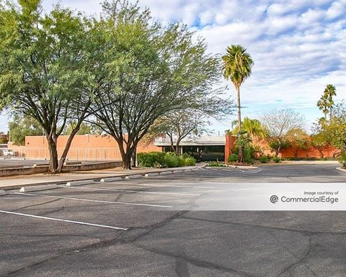 100-150 North Tucson Blvd