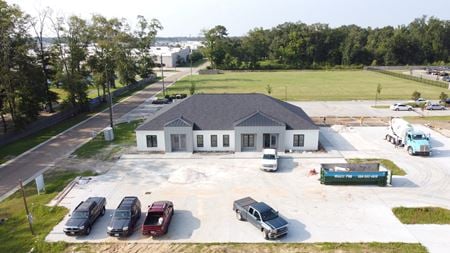 Photo of commercial space at 1500 Bauerle Road in Hammond