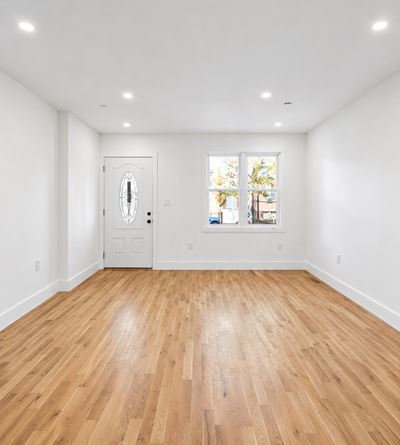 1116 Blake Ave