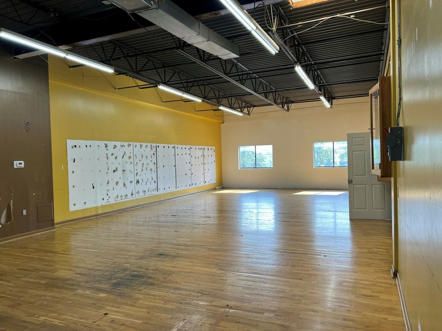 505 Hampton Park Blvd (Suite Q/R)