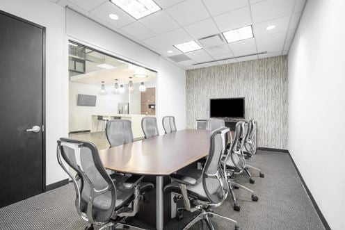 Regus - Columbia Maple Lawn