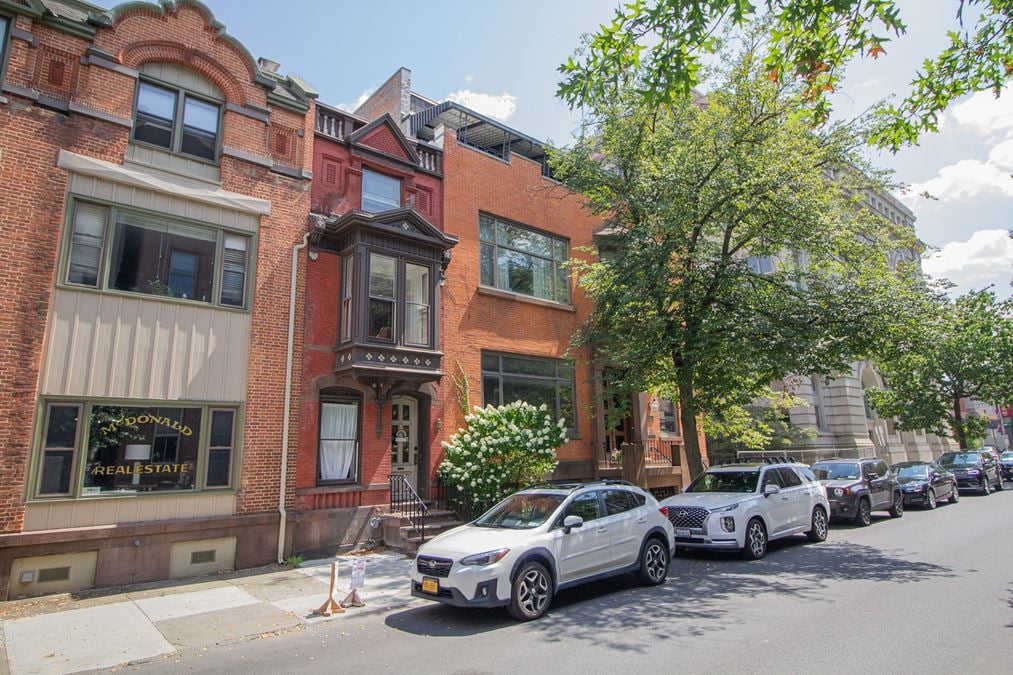 28 2nd St