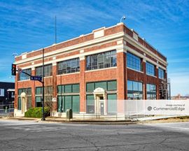 416 & 422 Admiral Blvd