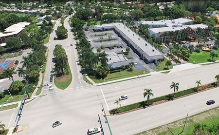 Lely Plaza | Stand Alone Building - Naples