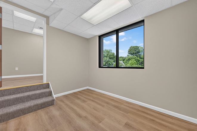 464 Wolcott Rd
