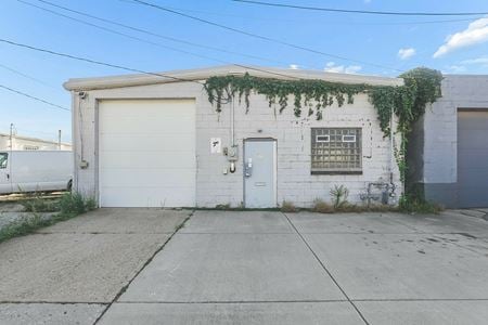 Industrial space for Rent at 876 N 20th St in Columbus