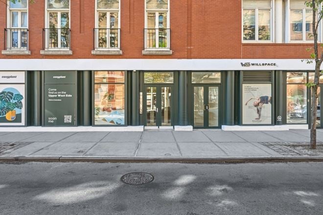 254 W 10th St