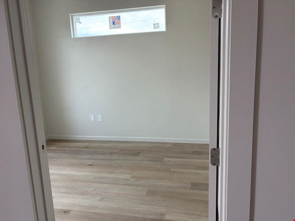 701 Crystal falls pkwy