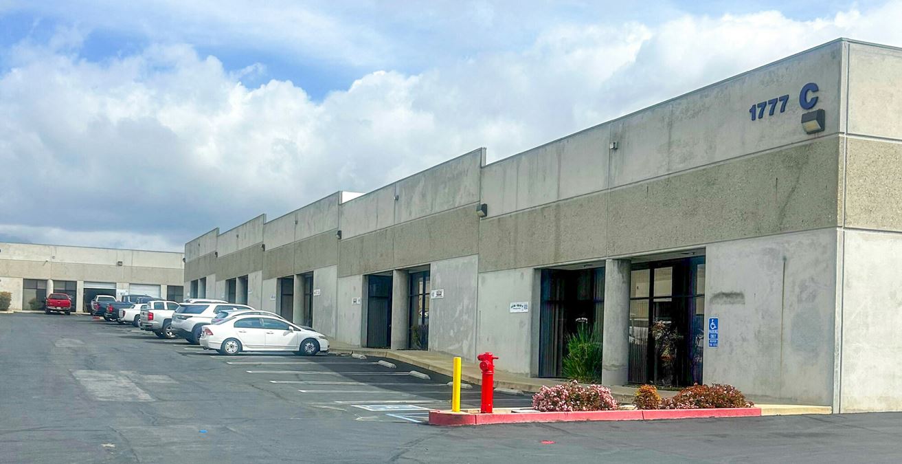 17777 W Arrow Rte