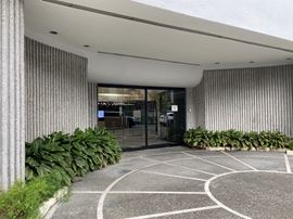 252 City Tower