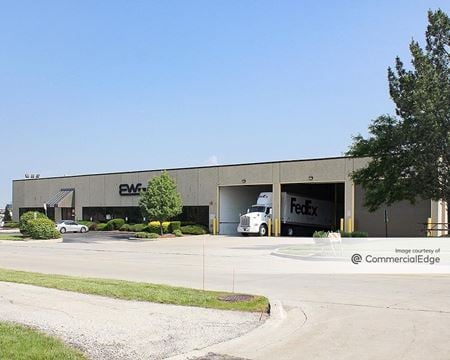Industrial space for Rent at 933 Remington Road in Schaumburg