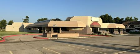 Photo of commercial space at 1001 S Douglas Blvd in Oklahoma City