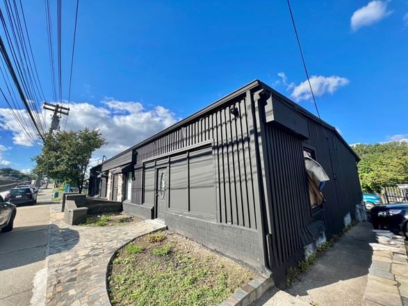560 Tarrytown Rd