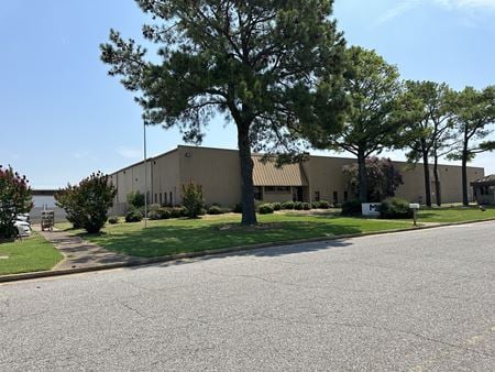 Photo of commercial space at 8706 Deerfield Drive in Olive Branch