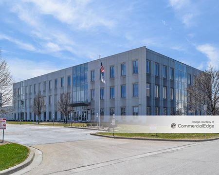 Photo of commercial space at 5600 Pearl Street in Rosemont